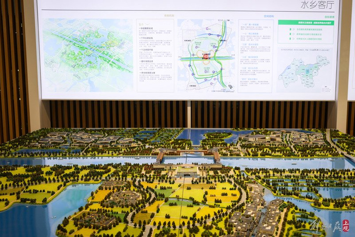 水乡客厅展示厅内展示的规划沙盘。记者海沙尔摄