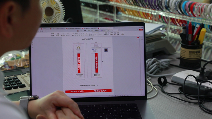 浙产手环闪耀巴黎！100万个巴黎奥运官方手环“义乌造”