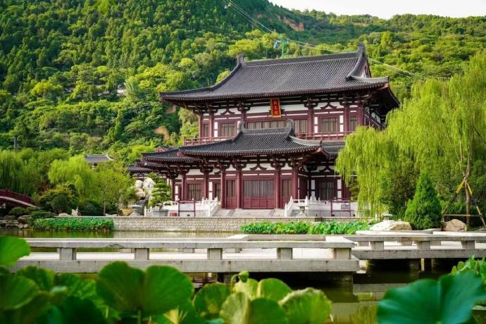 穿越长安三万里 华清宫里寻诗意