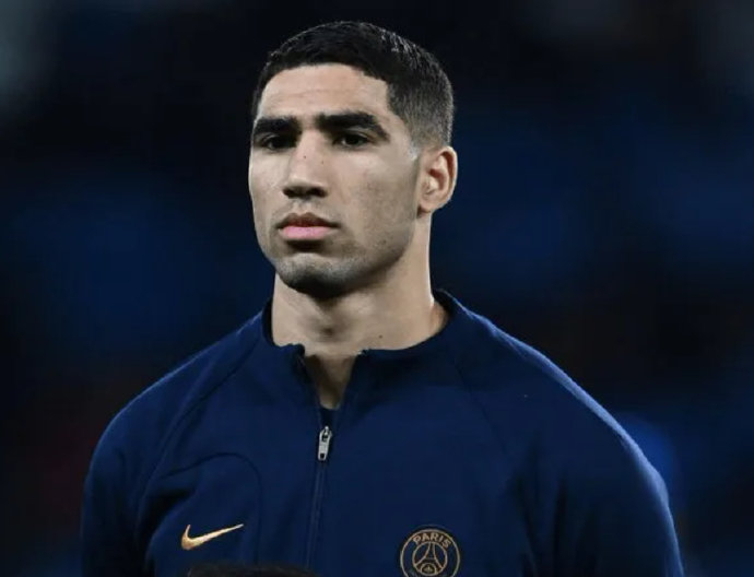 记者:阿什拉夫与巴黎合约2026到期,已达成原则性协议