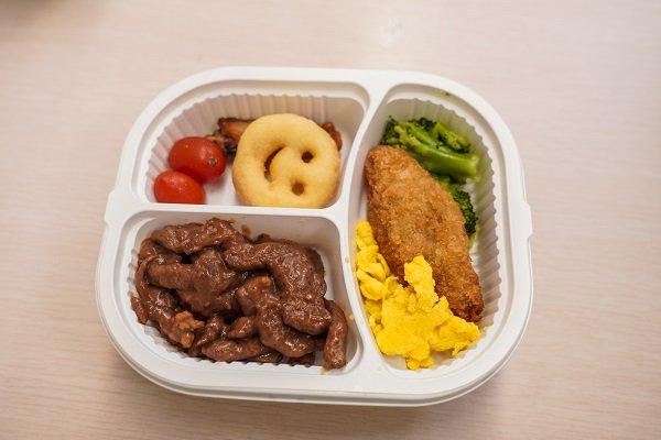 首次推出儿童餐 上海局集团公司动车组餐食上新