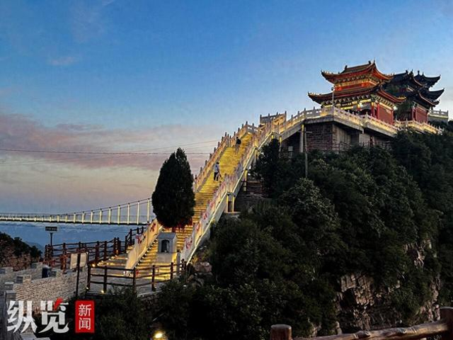 登山夜爬!河北这个景区有点火