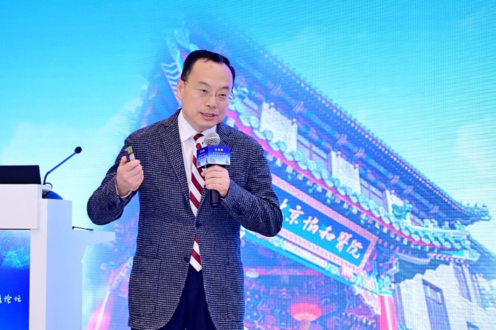 北京协和医院内分泌科垂体-性腺组负责人伍学焱教授。受访者供图