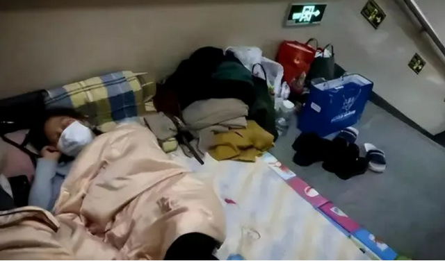 50元卖身电话背后的人间真实故事