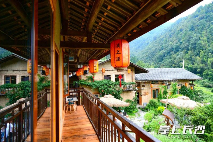 浏阳这个村的民宿集聚区,引来众人打卡取经