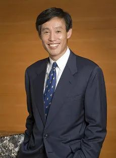 从联合国到华尔街,从翻译官到私募大佬,他做对了什么?__财经头条__新浪财经
