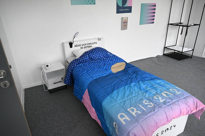 实地探访奥运村:熊猫太可爱,纸板床可以"很硬"