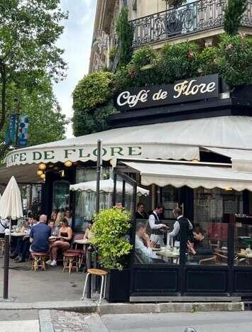 街头巷尾的大小咖啡馆，则是法国文化的另一侧面。大众点评作者供图