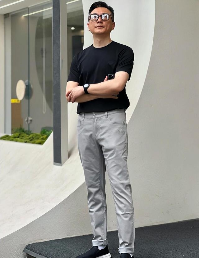 50岁以后的男人做什么工作(50岁的男人干什么工作能挣钱)