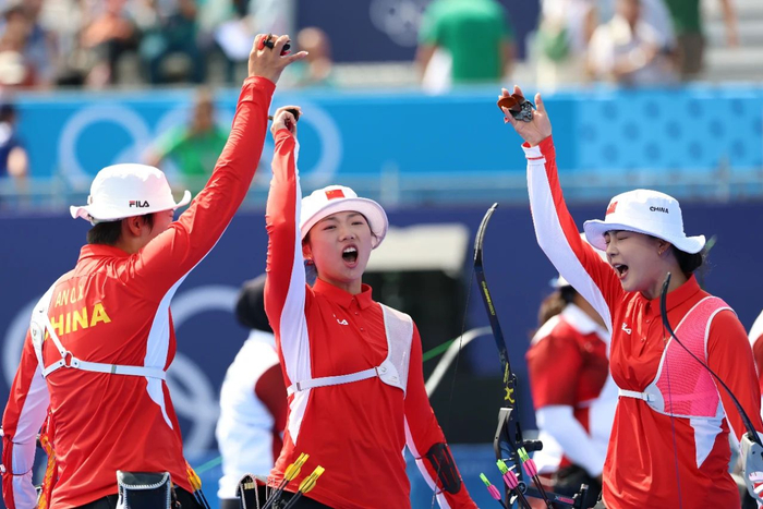 江苏运动员杨晓蕾助力中国队获得巴黎奥运会射箭女子团体银牌