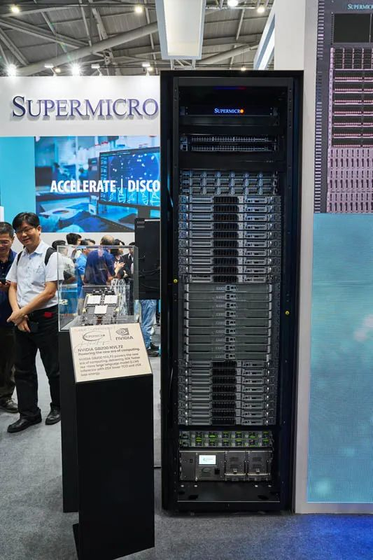 Nv72 Rack 售价超2000万的芯片系统,英伟达NVL72内部曝光__财经头条__新浪财经