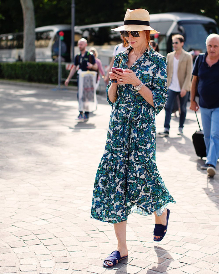 夏天一定要试试这个风格|街拍|印花|米兰_新浪新闻