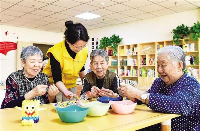 居家社区养老服务量质齐升 让首府老年人家门口安享晚年