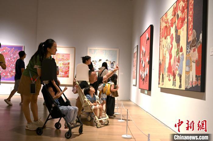 年画,宣传画,插图,漫画作品展正在四川省成都市美术馆展出,本届展览共