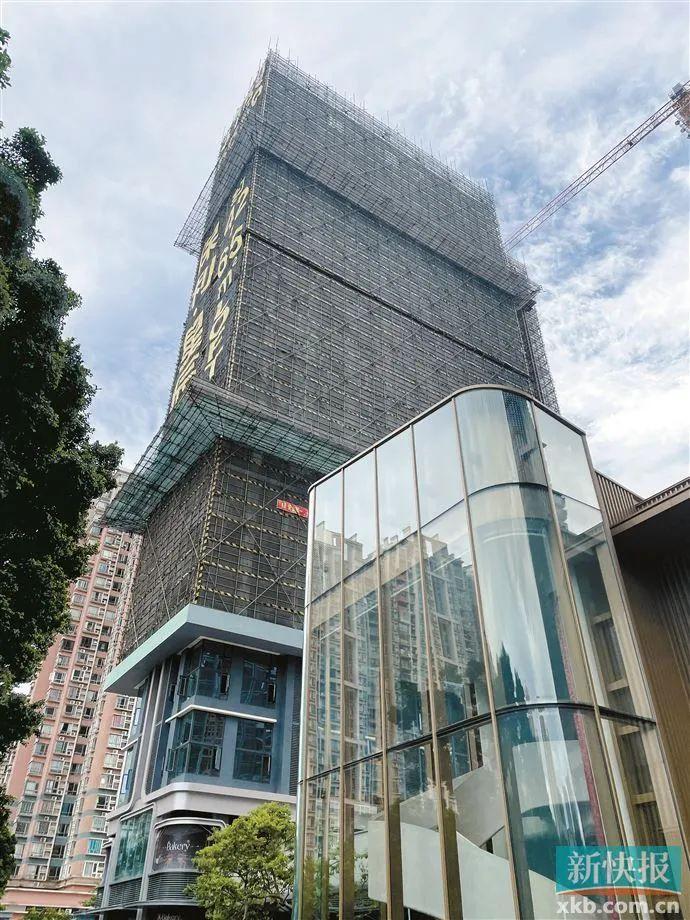 ▲保利锦上印项目，目前处于在售状态。