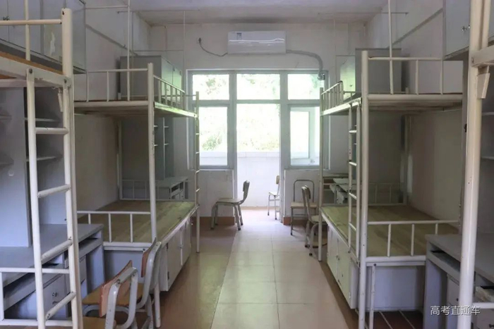电梯 不断网!广东全部大学宿舍长这样,这几所果然名不虚传