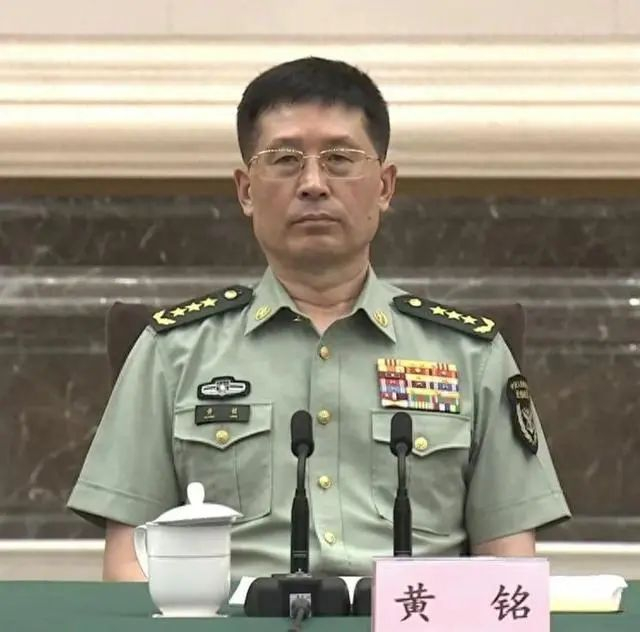 江苏籍上将黄铭,已任北部战区司令员|北部战区|司令员|军衔_新浪新闻