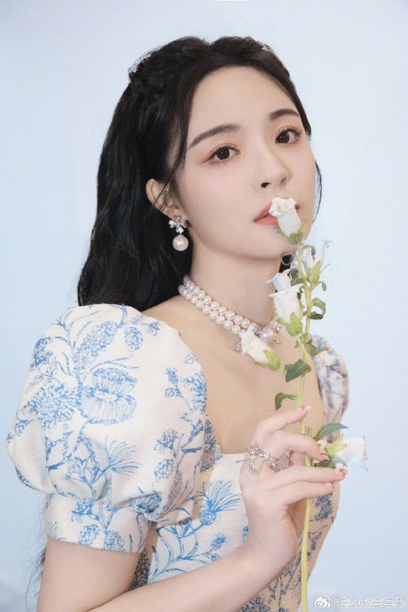 无限x巡回演唱会解锁新视角,李莎旻子vlog带你玩转演唱会现场!