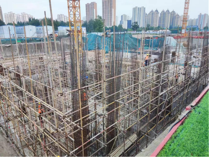 石家庄市东风西路小学高铁校区建设现场