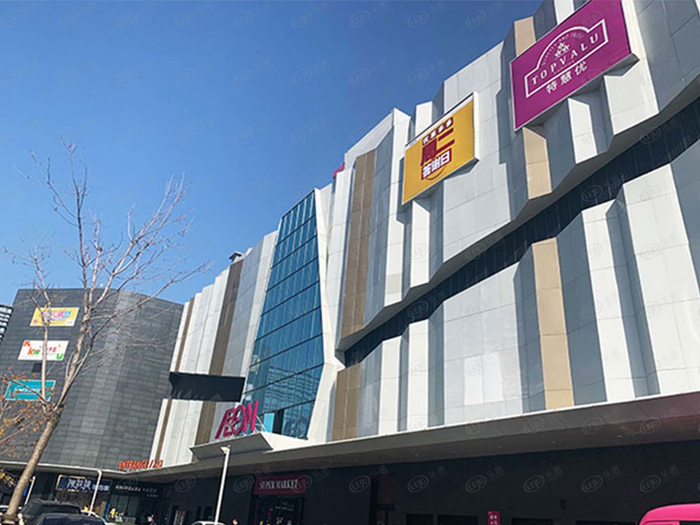 五公里范围内还有烟台颐和医院,英诚国际医院,烟台市昆仑山医院,东海
