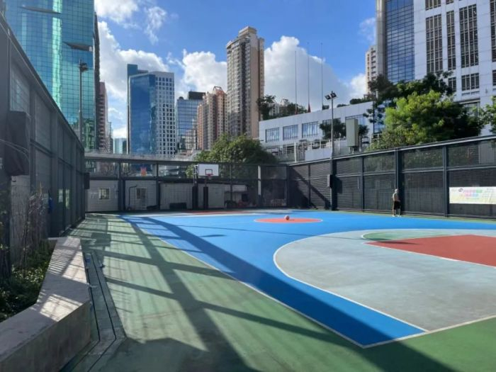 香港社区的球场。图 / 受访者提供