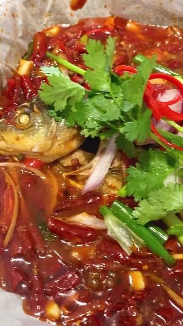 今天我就把纸包鱼的秘密配方告诉你,学会了这个,你也能开店赚大钱!