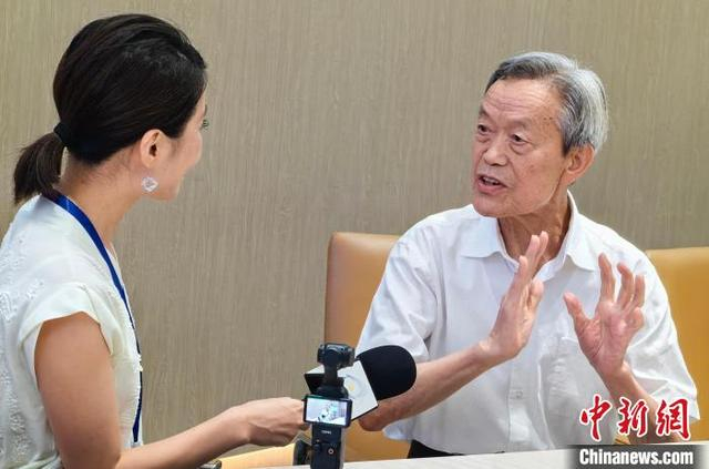 活动期间，调研采访团一行还与固始根亲文化开创者陈学文进行了座谈交流。中新网记者 张金川 摄