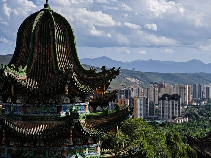 被低估的青海西宁,原来这么好拍!