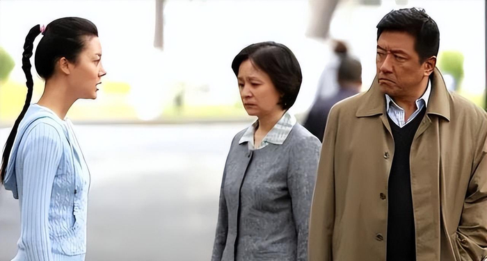 影帝丁勇岱:为何结婚几十年零绯闻?看看妻子就知道了