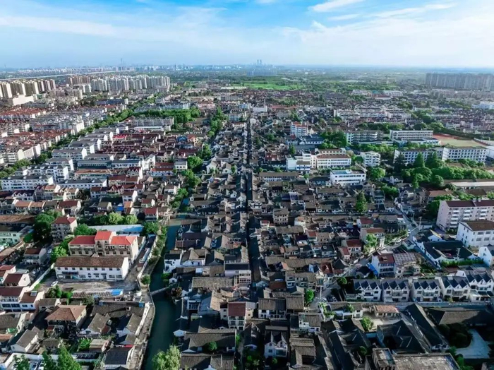 8月6日,上海市浦东新区新场镇新场村,蒋桥村等地块"城中村"改造项目