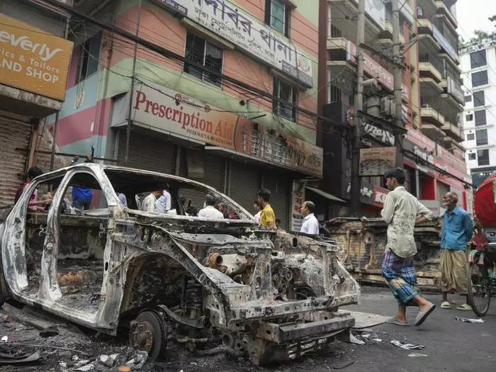 俄罗斯国防部：俄防空系统在多地击落144架乌军无人机