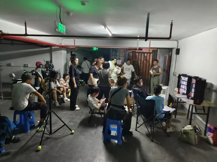 短剧拍摄现场；受访者供图