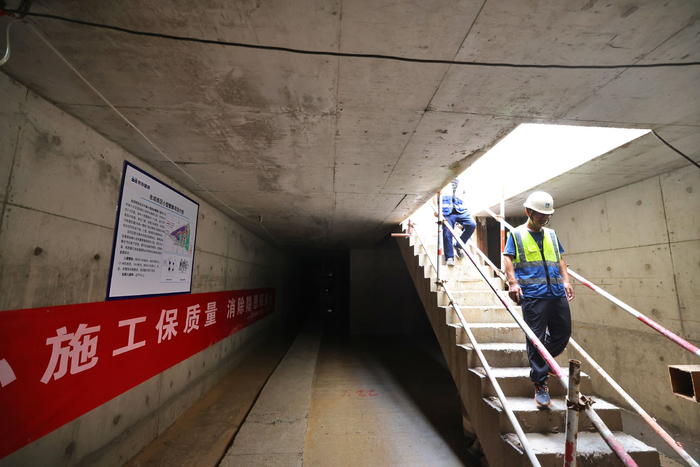 近日，北京市首个以片区规划建设的小型综合管廊项目——东坝西区小型综合管廊基本建设完成。新京报记者 王贵彬 摄