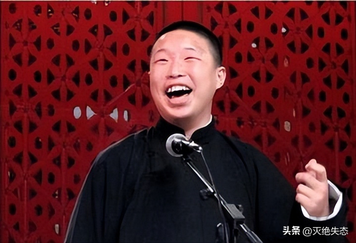 一身奢侈品却红不了!郭德纲白费15年的心血,背后原因太扎心