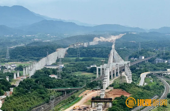建设中的昌九高铁。