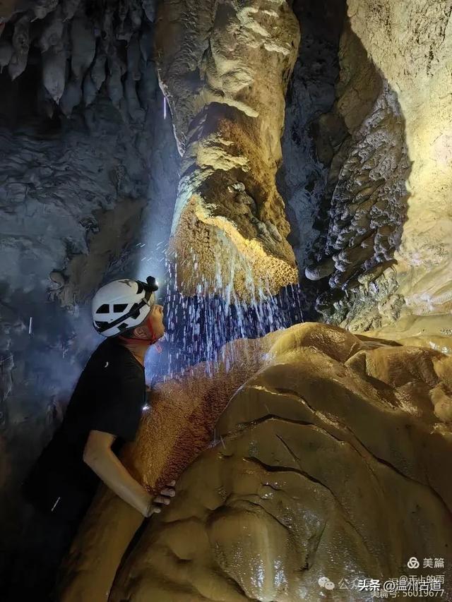 探秘漏底天坑,溶洞天然成群,仿佛藏着另一个世界的美!