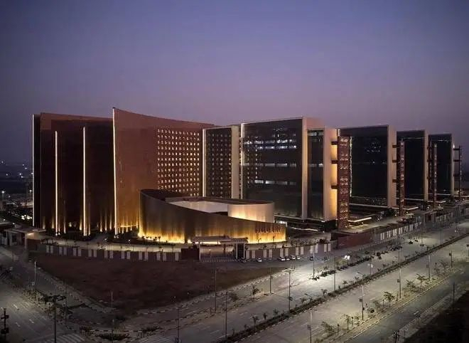 苏拉特钻石交易所 