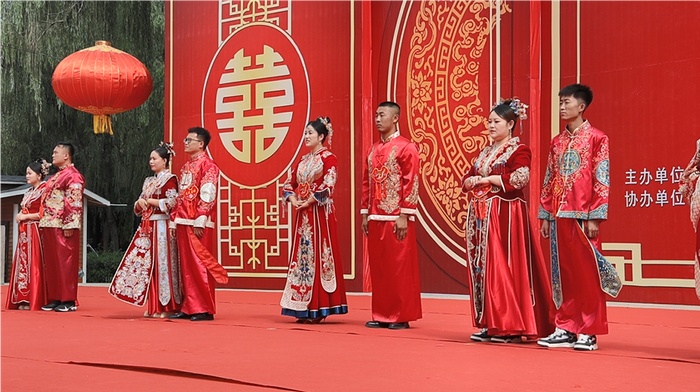 "缘定七夕 幸福启航"  宁夏彭阳县举办首届集体婚礼