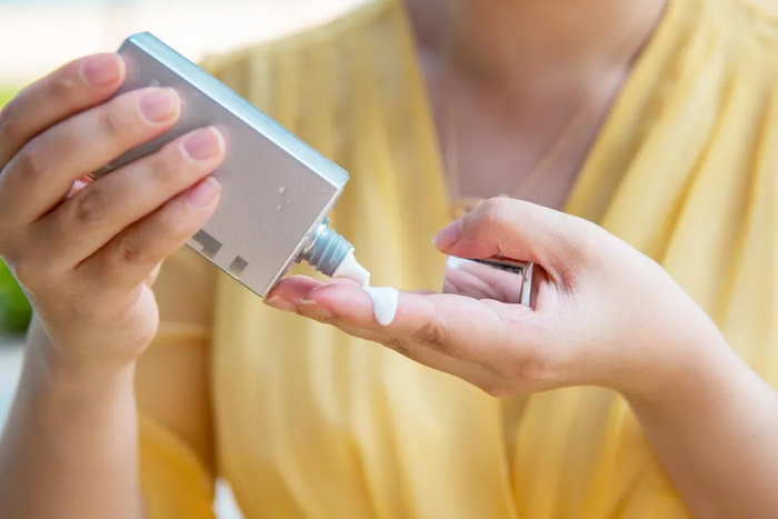 范主带它去海边，感觉基本没怎么晒黑。划线价540元，现在199元就能搞定。现在下单还赠送一瓶价值99元的卸妆慕斯（活动期间下单即送相关赠品，送完即止）。