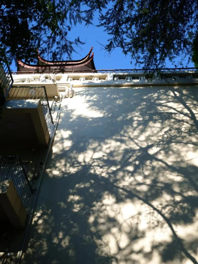 带上最小全画幅微单去拍照，是一种什么体验？-最小全画幅镜头是什么