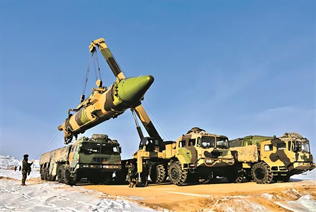 东风-21中程弹道导弹