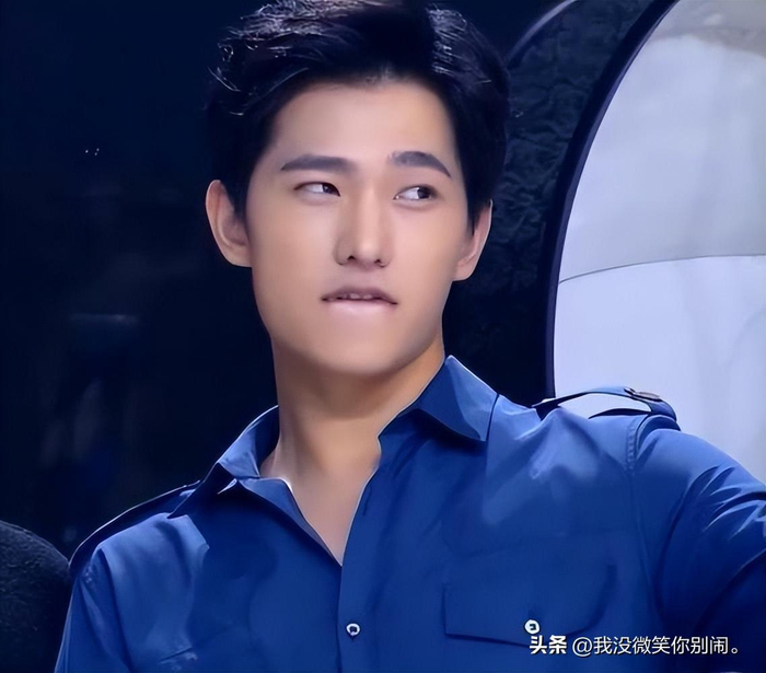 观众不再给杨洋留面子,时代抛弃你的时候,连声招呼都不打