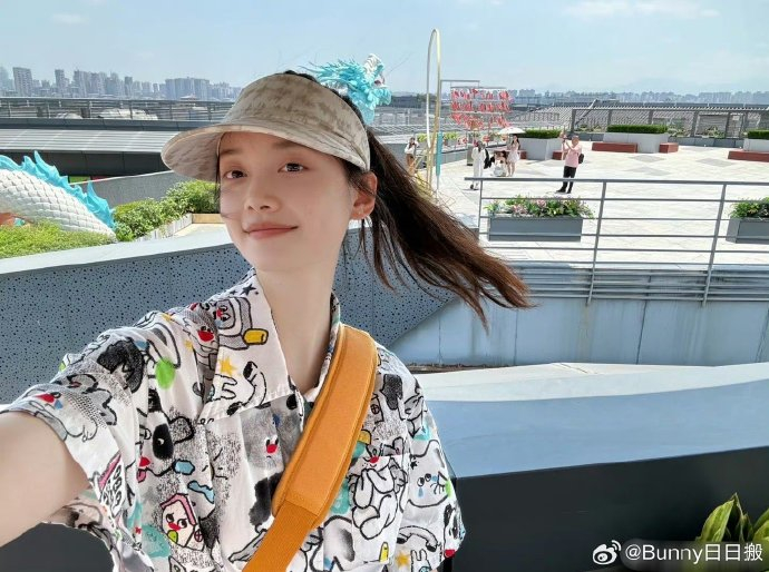 周洁琼之后孙伊涵工作室也火速辟谣"真没一米八""无交集",下一个会是