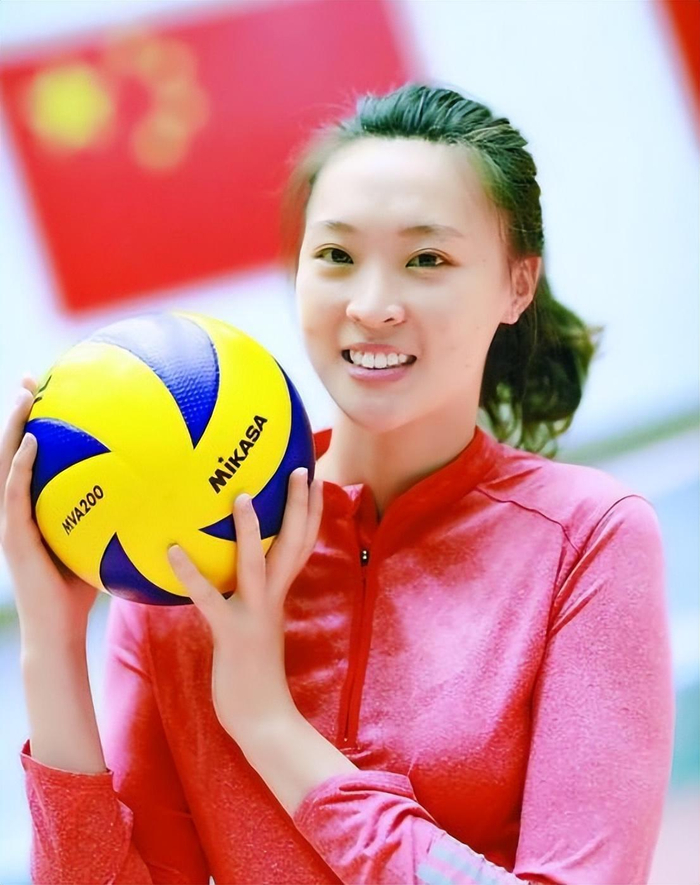 女排惠若琪,乒乓球刘国正,羽毛球高崚,三人谁解说得更好