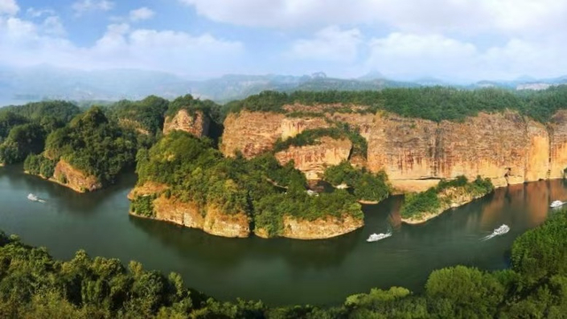 高质量发展调研行丨福建:画好山水画,探索"点绿成金"新路径|上清溪