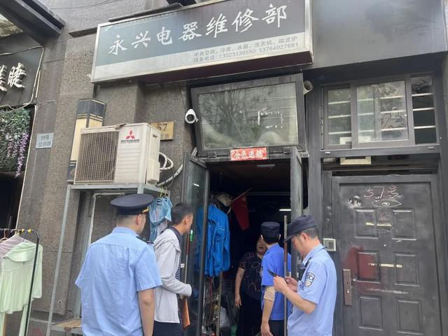 对家电维修"李鬼"说不!ta们把服务送进社区