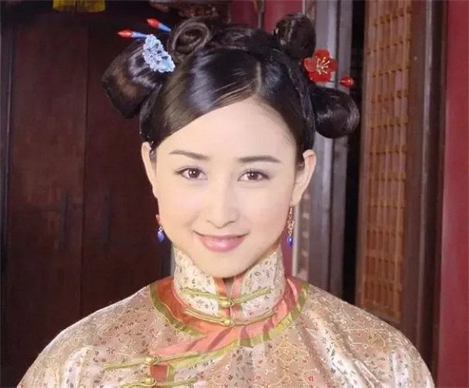 过《孝庄秘史》《康熙秘史》《大清后宫》《少年张三丰》等经典古装剧