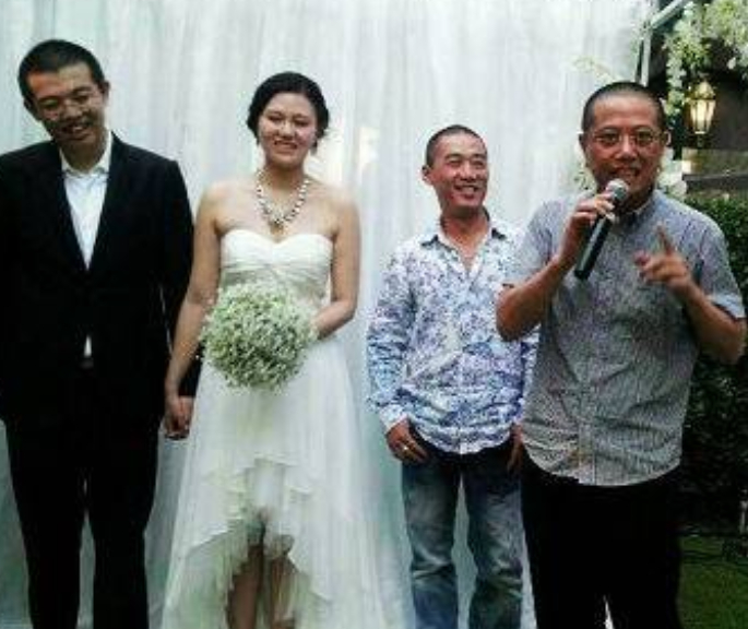 起去北京舞蹈学院玩,谁知道这一去就遇到了他的"真命天女"——沈旭佳