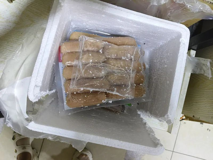 生鲜"不鲜"!箱子淌水,驿站不送反催取