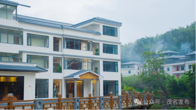 深镇镇仙人洞景区民宿群